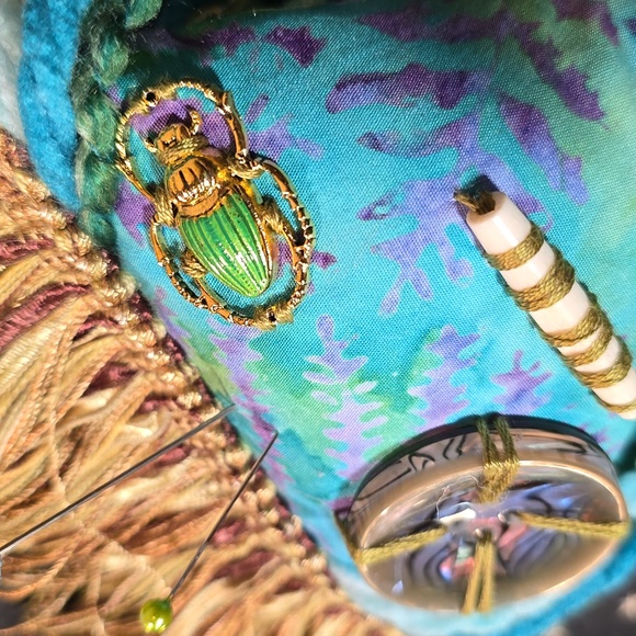 Voodoo Doll - Picture 3 of 4